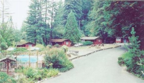 Jayes Timberlane Resort image 2
